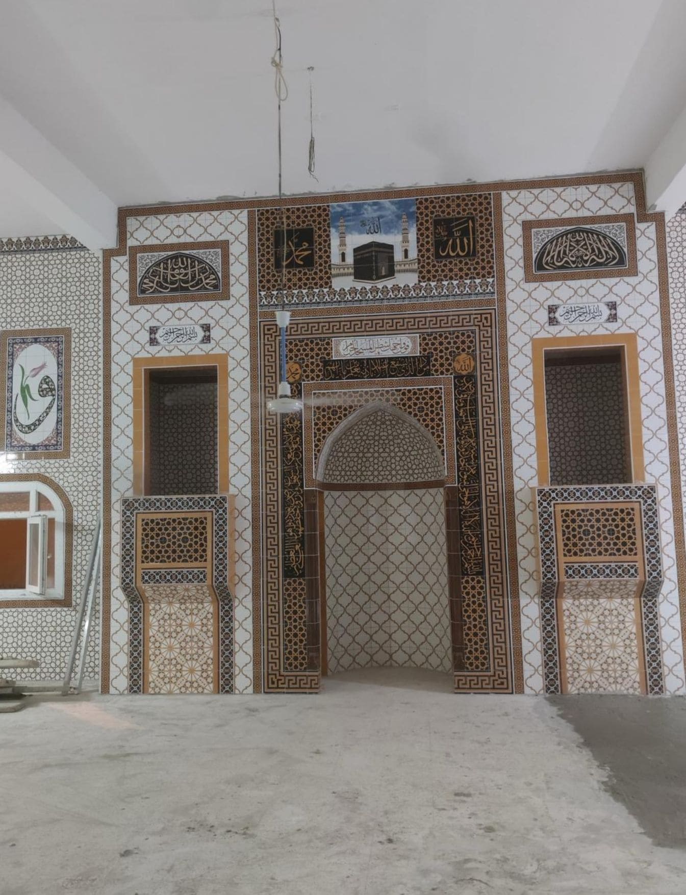 Cami Mihrap Minber Kürsü - 44, Cami Çini Mihrap Çini Ustası, Kütahya Cami Çinileri