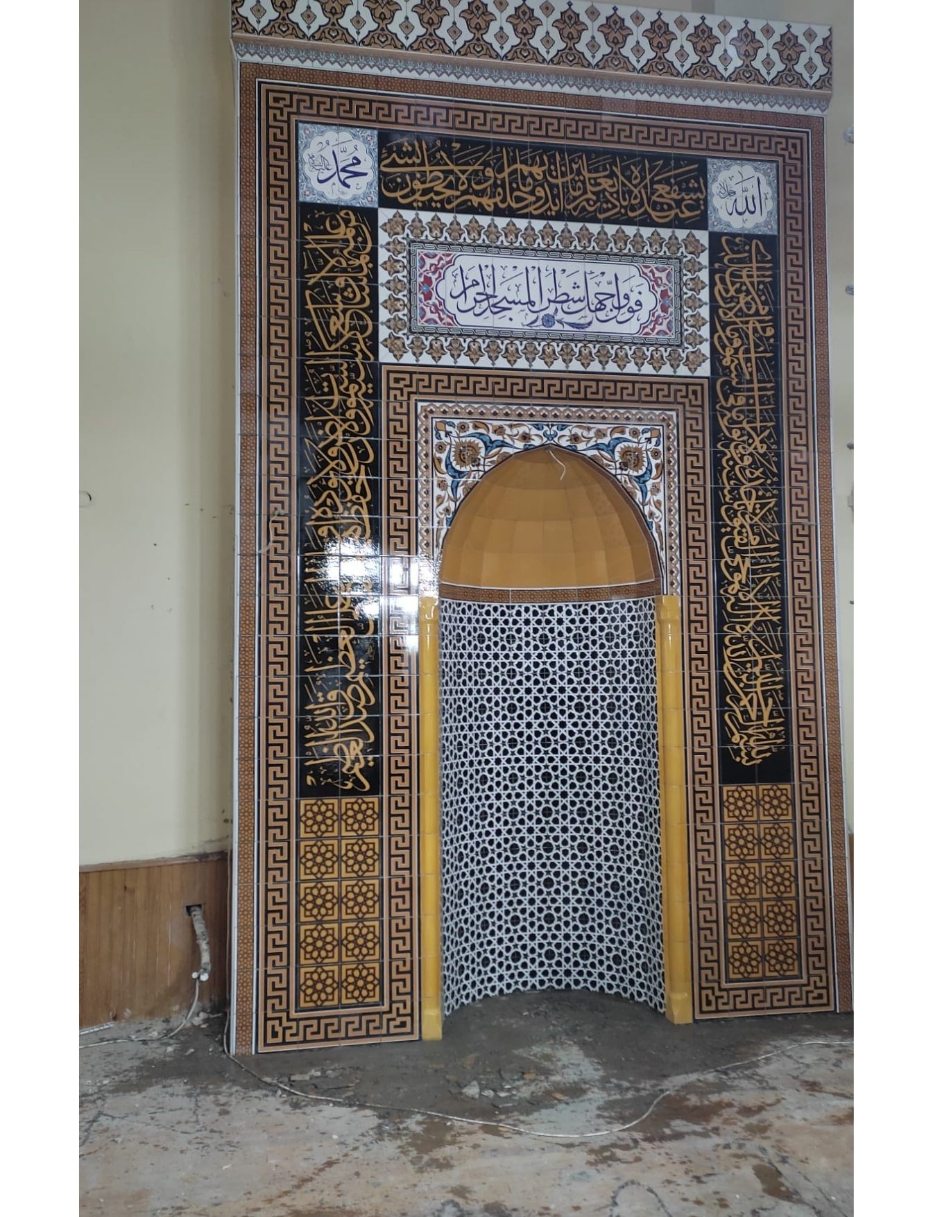 Cami Mihrapları - 044, Mihrap Çini Modelleri, Kütahya Cami Çinileri