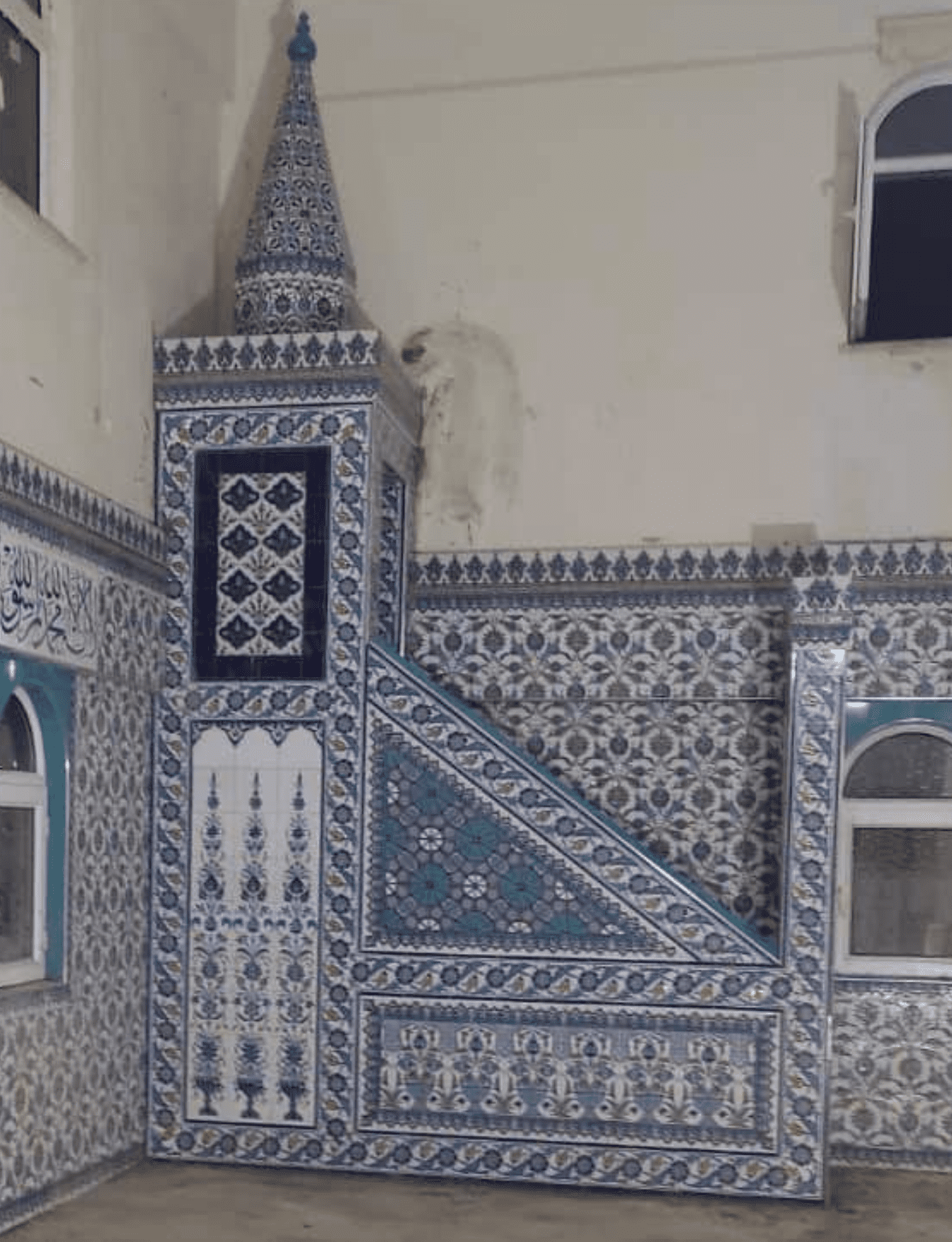 Cami Minberleri - 34, Cami Minber Ustası, Kütahya Cami Çinileri