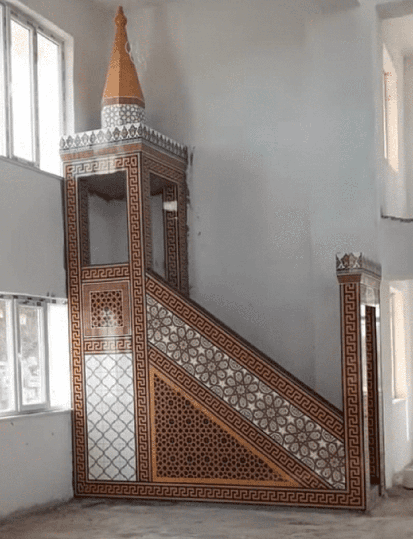Cami Minberleri - 46, Mescit Minber Ahşap Desenli, Kütahya Cami Çinileri,