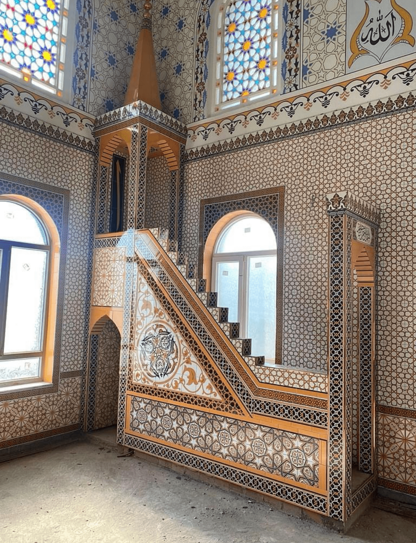 Cami Minberleri - 47, Cami Minberi Tekli Çinili Model, Kütahya Cami Çinileri