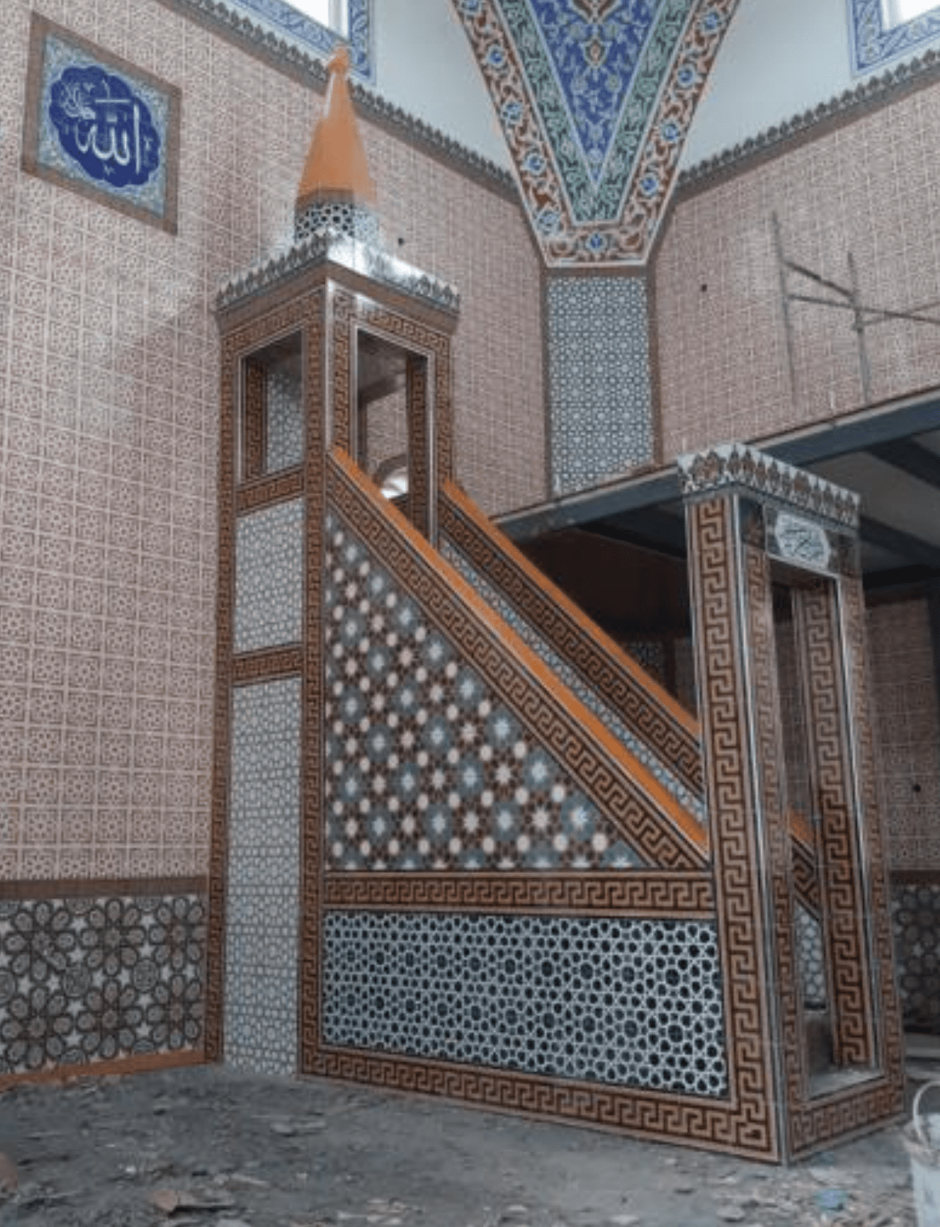 Cami Minberleri - 64, Çini Çift Minber Modeli, Kütahya Cami Çinileri