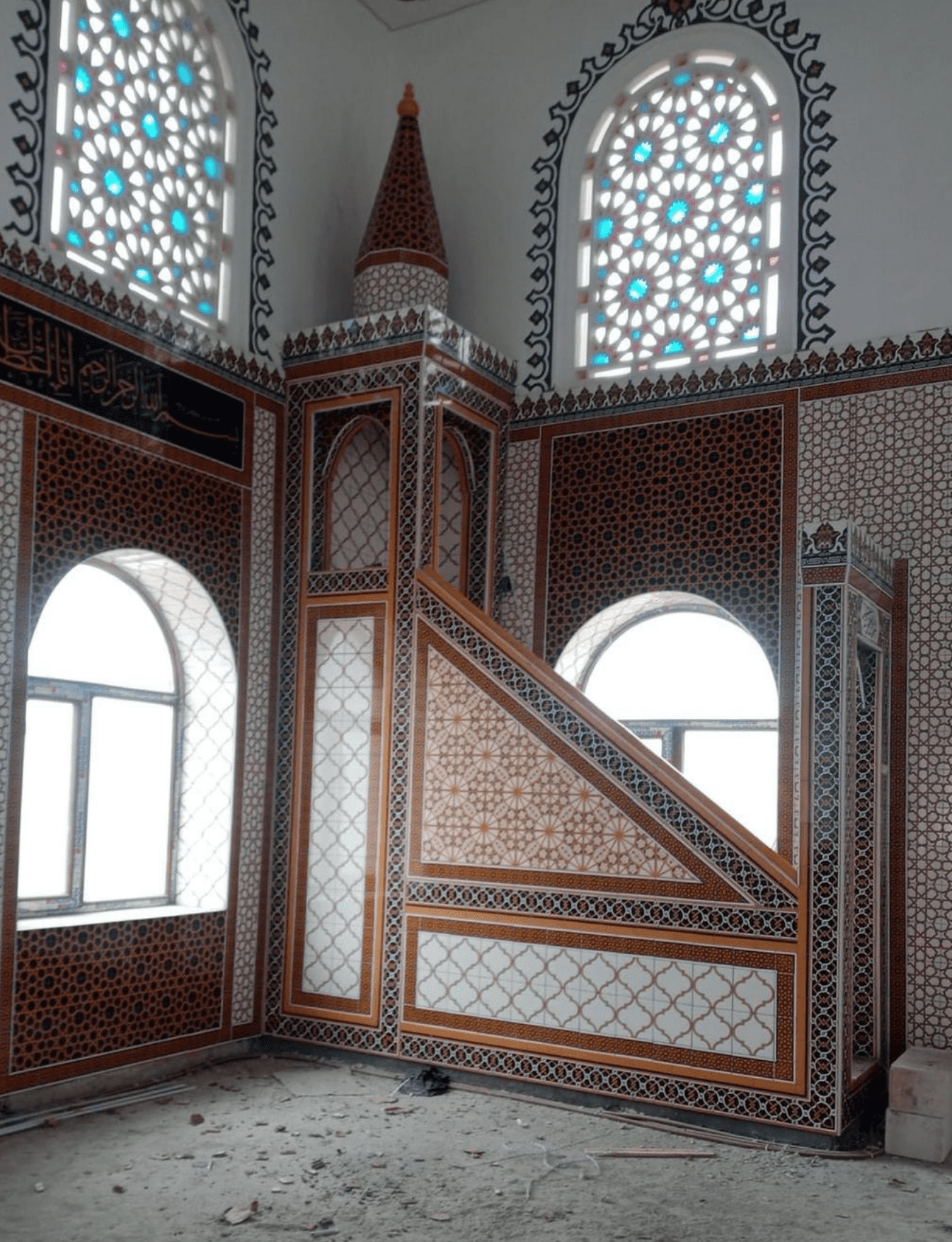 Cami Minberleri - 09, Cami Minberi, Kütahya Cami Çinileri